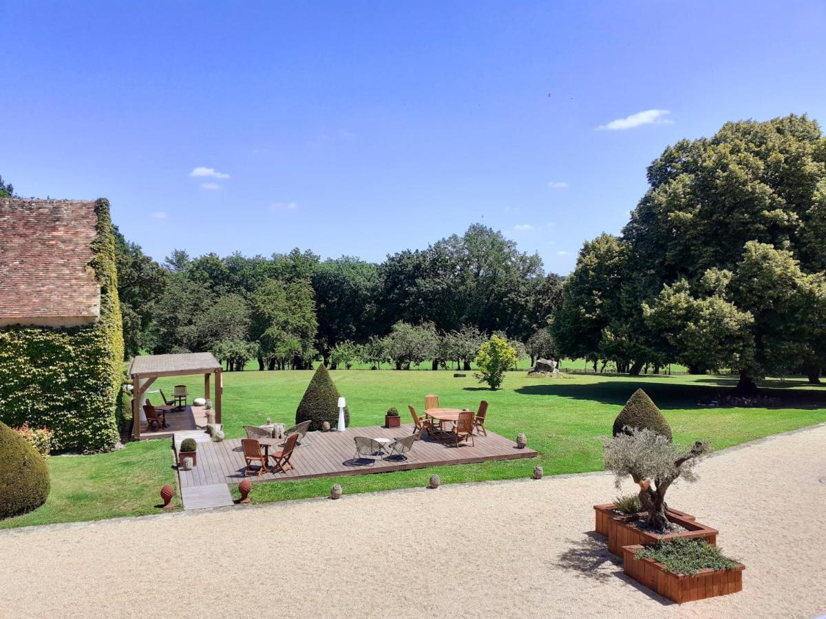 Hotel Domaine De La Limetiere Neuvy-le-Roi Zewnętrze zdjęcie