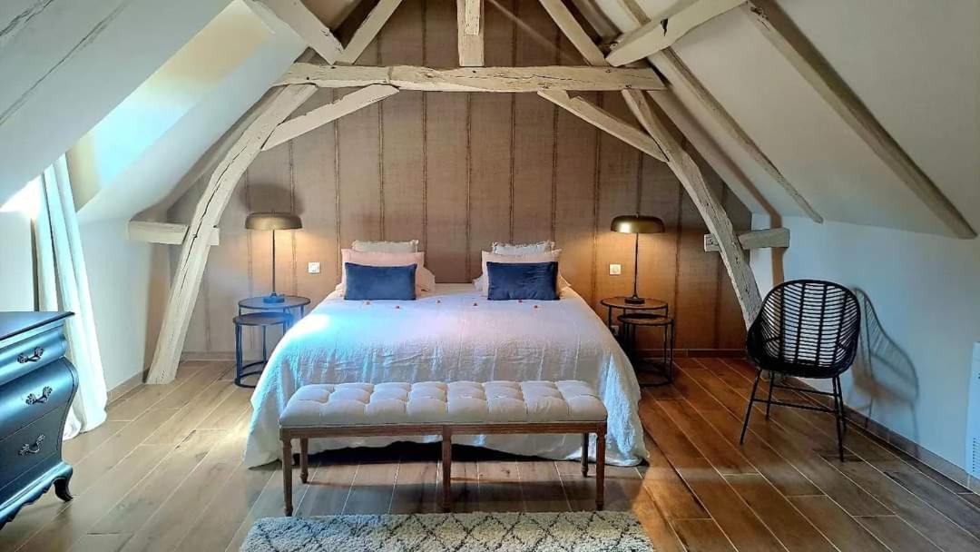 Hotel Domaine De La Limetiere Neuvy-le-Roi Zewnętrze zdjęcie